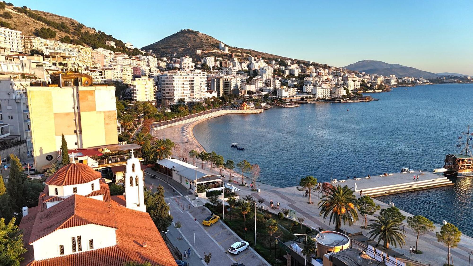 Saint Tropez Apartment Sarandë エクステリア 写真