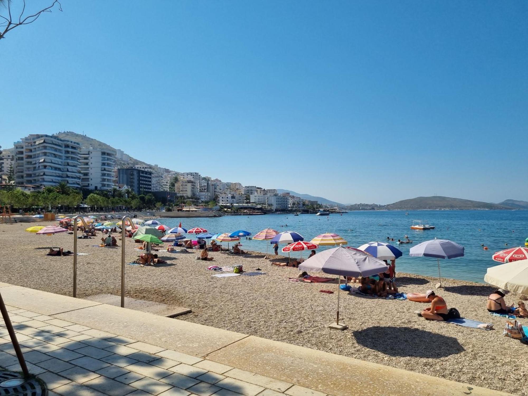Saint Tropez Apartment Sarandë エクステリア 写真
